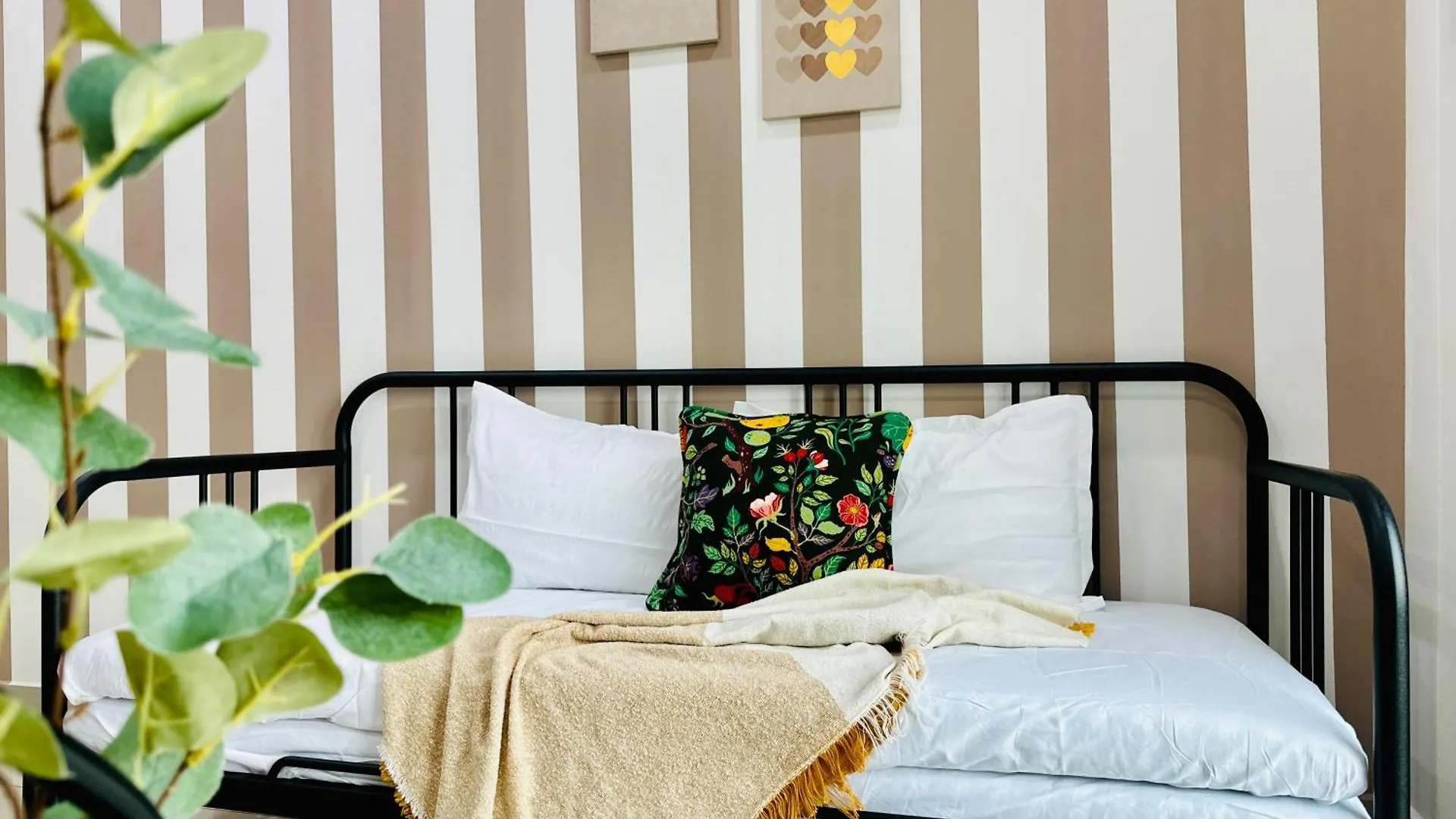 Apartament The Sun 1 Or 3Br Bayan Lepas 4 To 10 Pax Wl