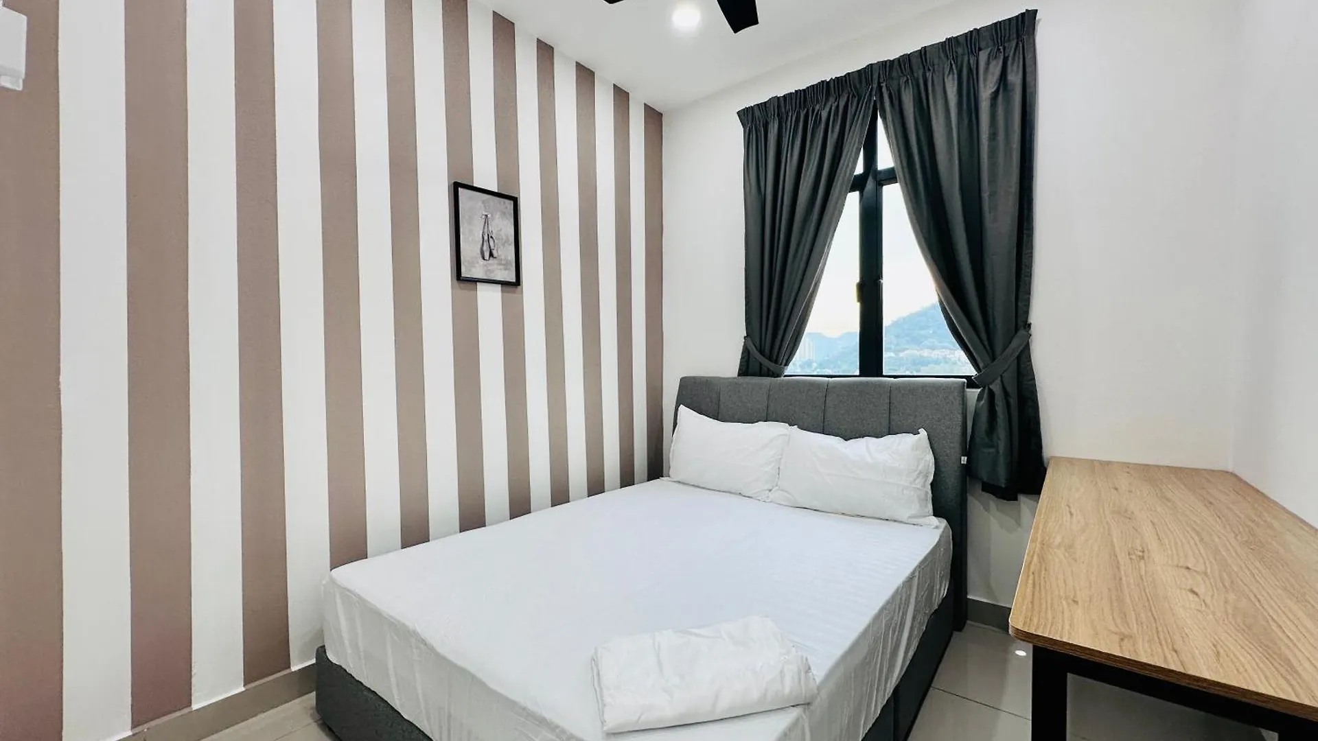 Apartament The Sun 1 Or 3Br Bayan Lepas 4 To 10 Pax Wl