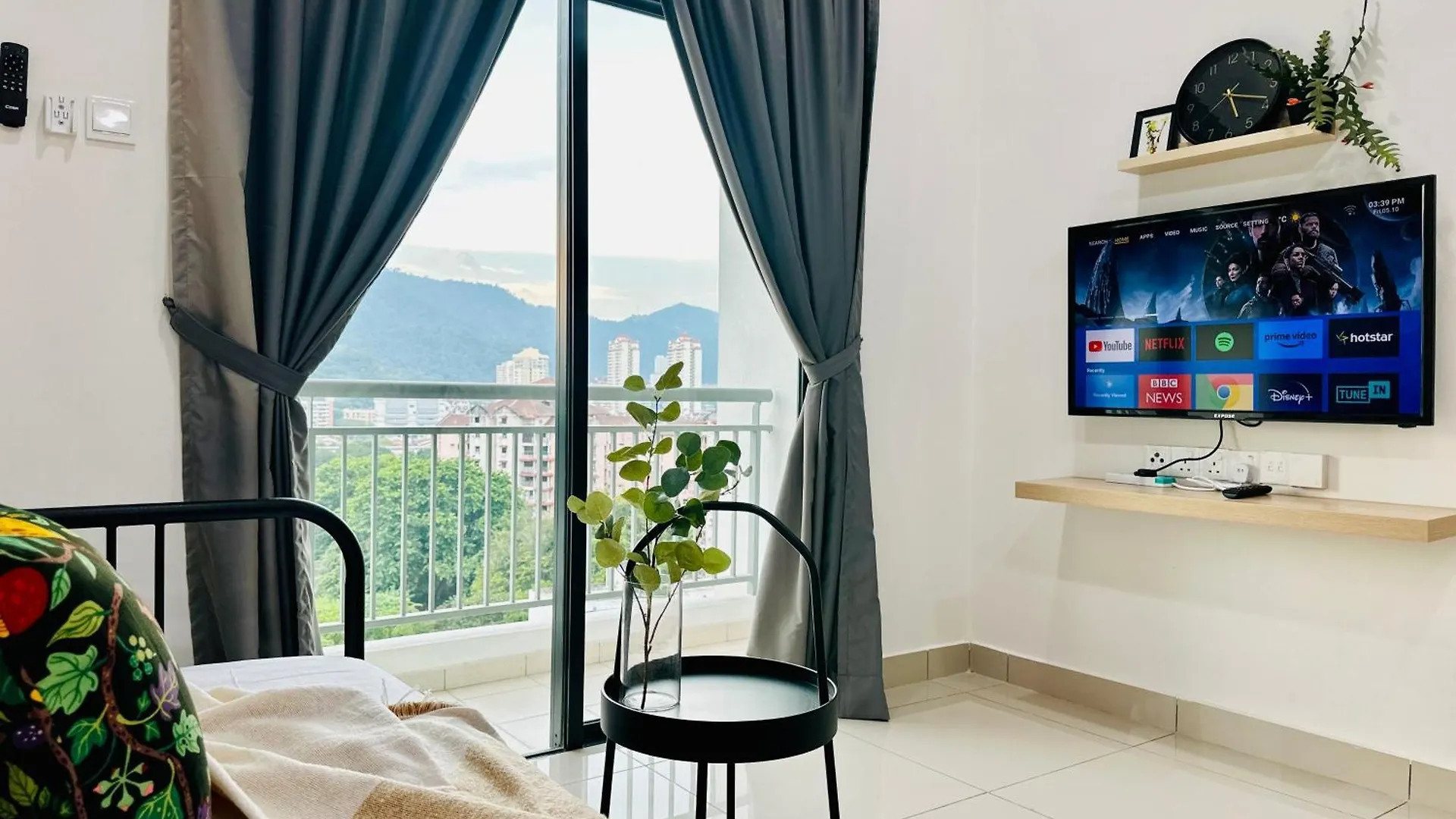 The Sun 1 Or 3Br Bayan Lepas 4 To 10 Pax Wl Apartment